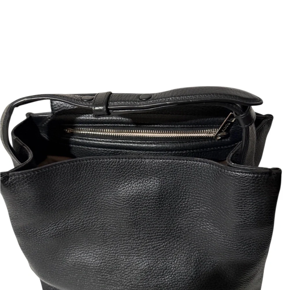 Tod's Black Leather Shoulder Bag - Picture 15 of 16